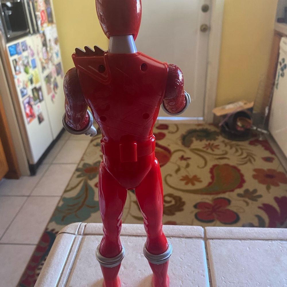 Red Power Ranger Action Figure - Picture 2 of 4